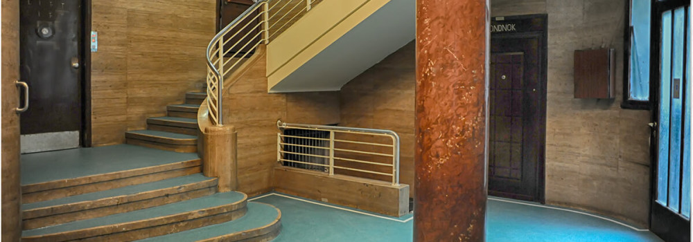 Bajcsy köz lépcsőház